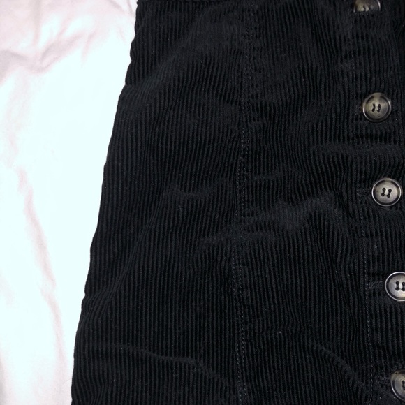 H&M Ribbed Mini Skirt - Picture 2 of 3